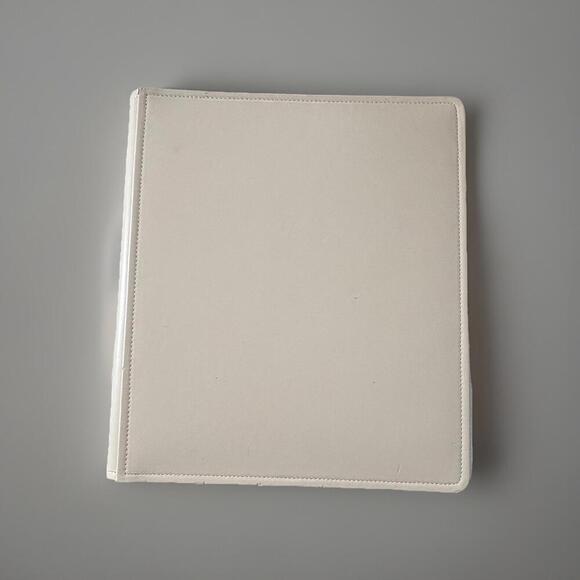 Creative Memories 12x12 Ivory Color Album Includes Pages Opened Cosmetic Damages - Picture 1 of 15